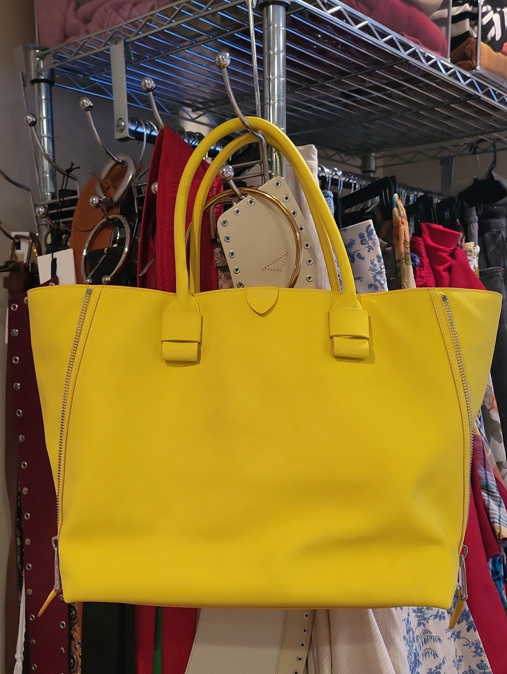 MARC JACOBS, The Sheila Bag, Bright Yellow Women’s Tote Bag - Classic Carryall